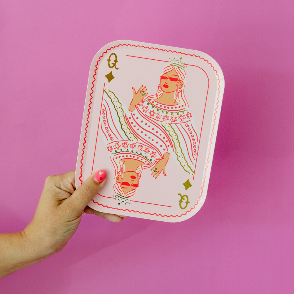 Queens Card Dinner Plates